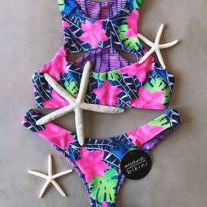 NWT Moana Bikini Midnight Mocha Set - L